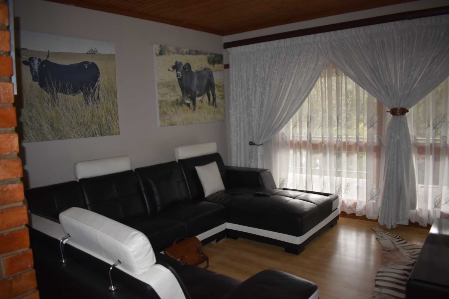 4 Bedroom Property for Sale in Beacon Bay Eastern Cape